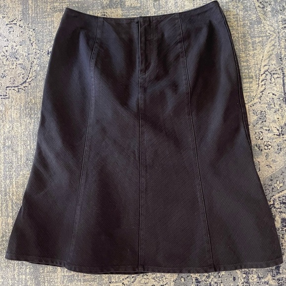 Hillard & Hanson Dresses & Skirts - Hillard & Hanson Skirt 4